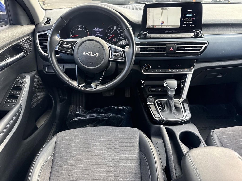 Used 2023 Kia Seltos S w/ Navigation Package image 19