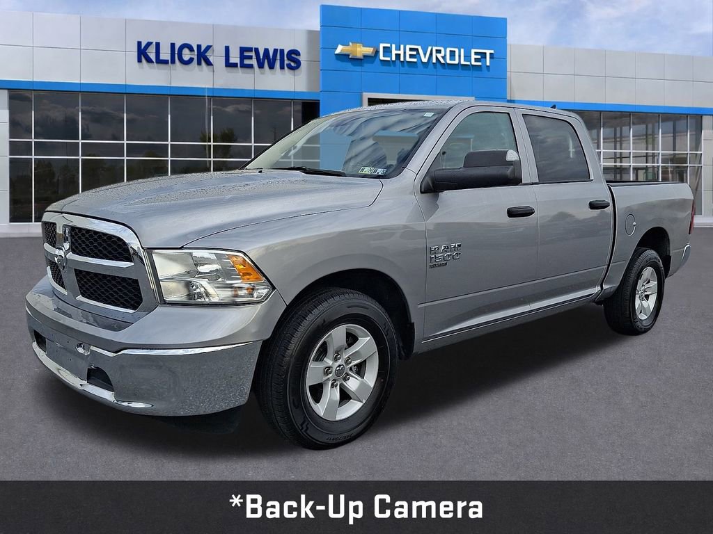 Used 2023 RAM 1500 Classic SLT w/ Trailer & Traction Group image 3