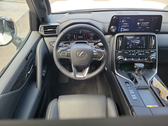 New 2026 Lexus LX 600 4WD w/ Premium Package image 10