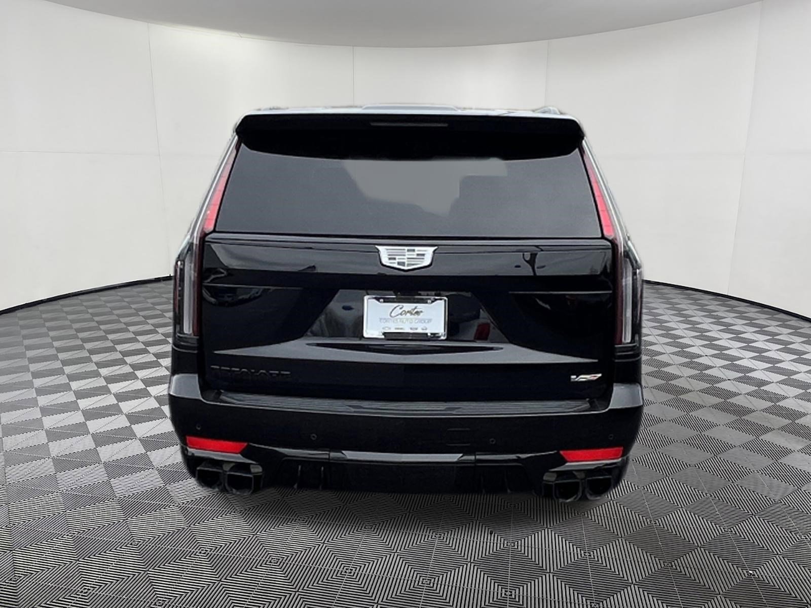 Used 2024 Cadillac Escalade V w/ LPO, ONYX Package AWD/4WD image 5