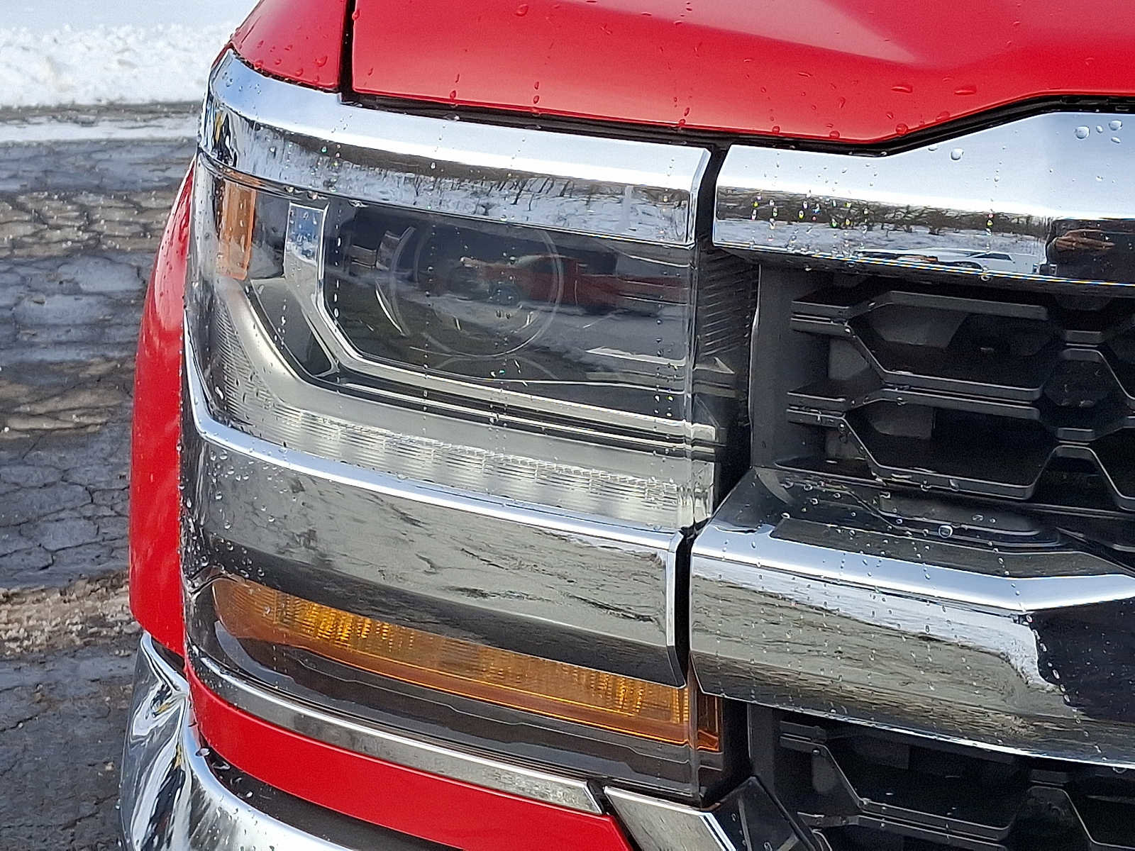 Used 2018 Chevrolet Silverado 1500 LT w/ All Star Edition image 9