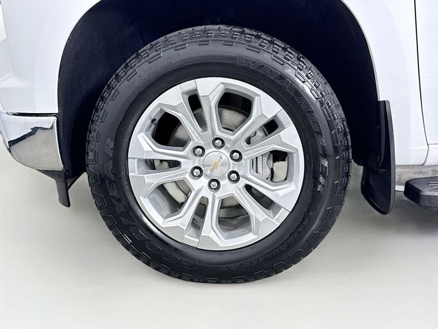 Used 2024 Chevrolet Silverado 1500 LTZ image 32