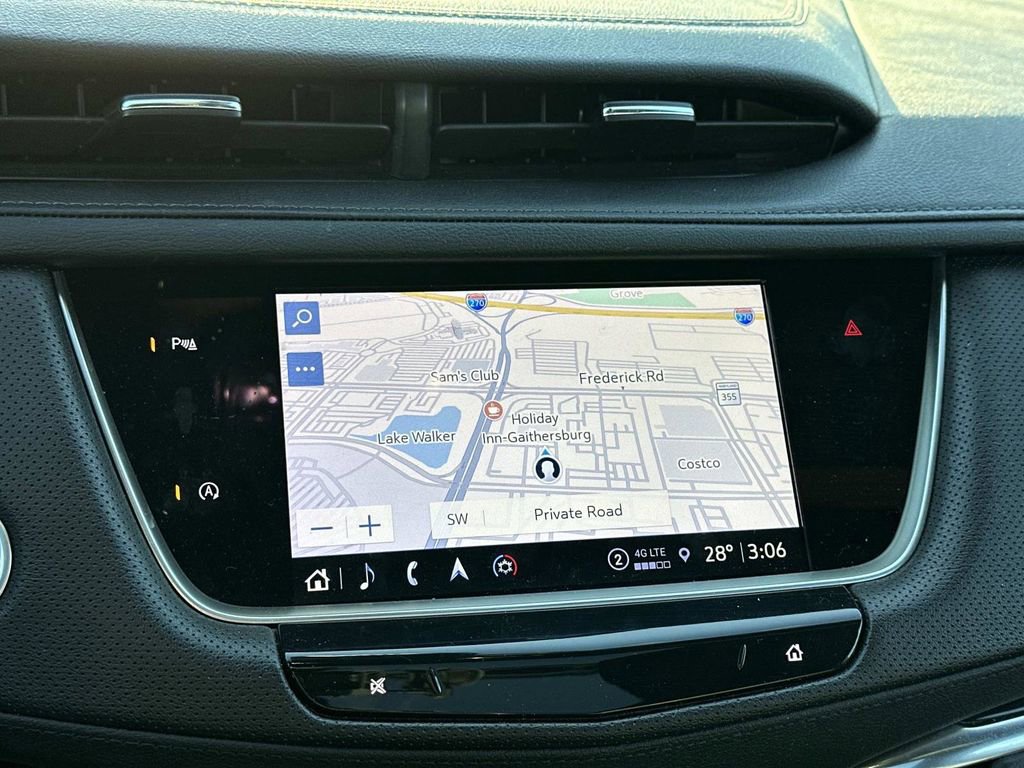 Used 2023 Cadillac XT5 Premium Luxury image 11