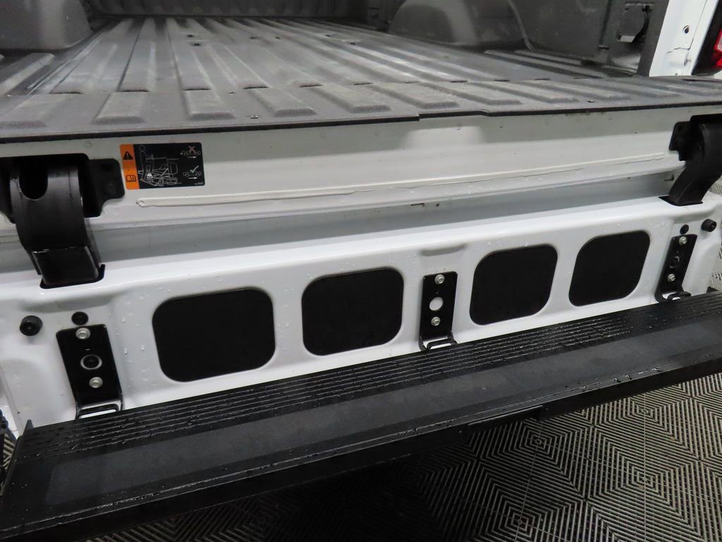 Used 2025 GMC Sierra 2500 SLE image 35