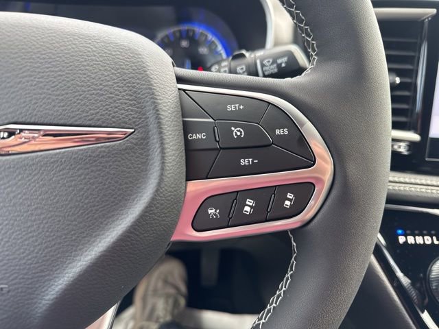 New 2026 Chrysler Pacifica Select image 22