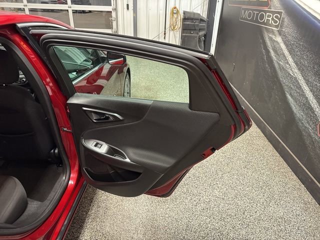 Used 2024 Chevrolet Malibu LT FWD image 22