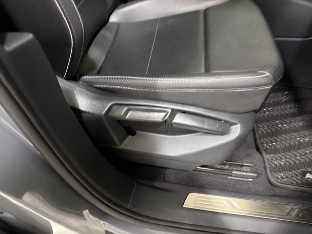 Used 2022 Volkswagen Atlas Cross Sport SE FWD image 37