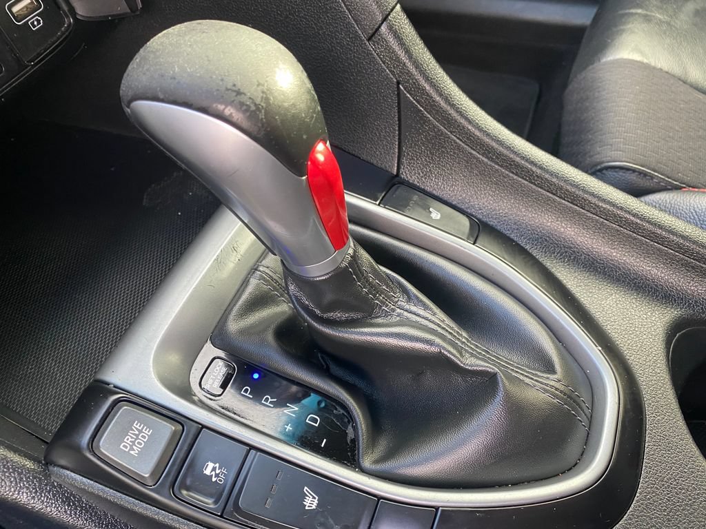 Used 2019 Hyundai Veloster Turbo FWD image 35