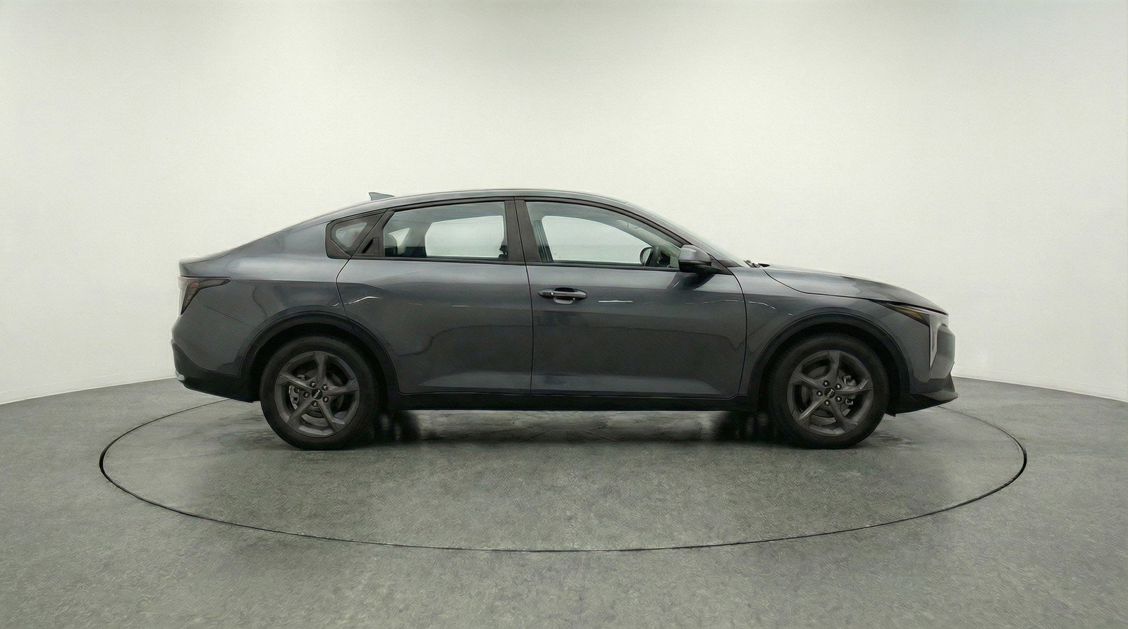 Used 2025 Kia K4 LXS image 11