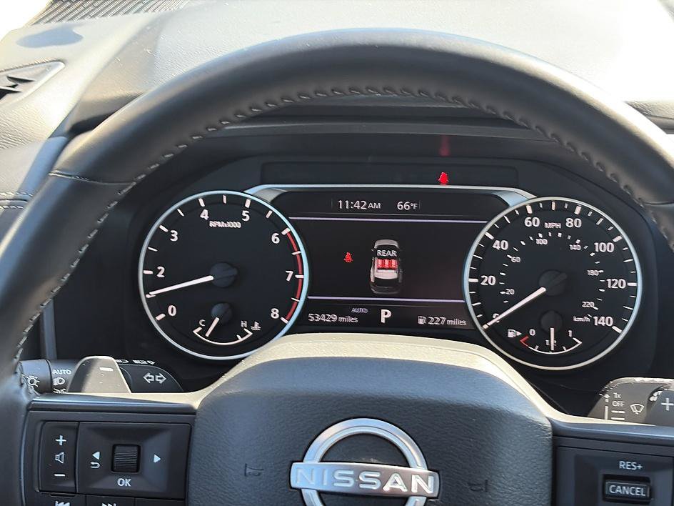 Certified 2025 Nissan Rogue SV AWD/4WD image 31