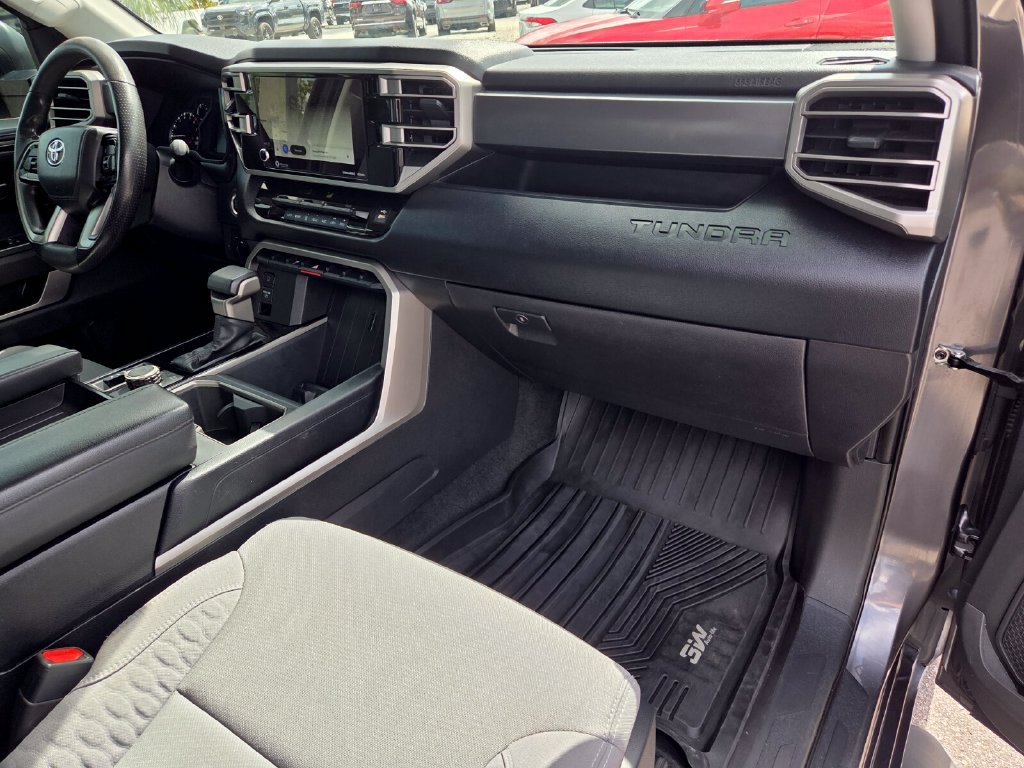Used 2024 Toyota Tundra SR5 AWD/4WD image 17