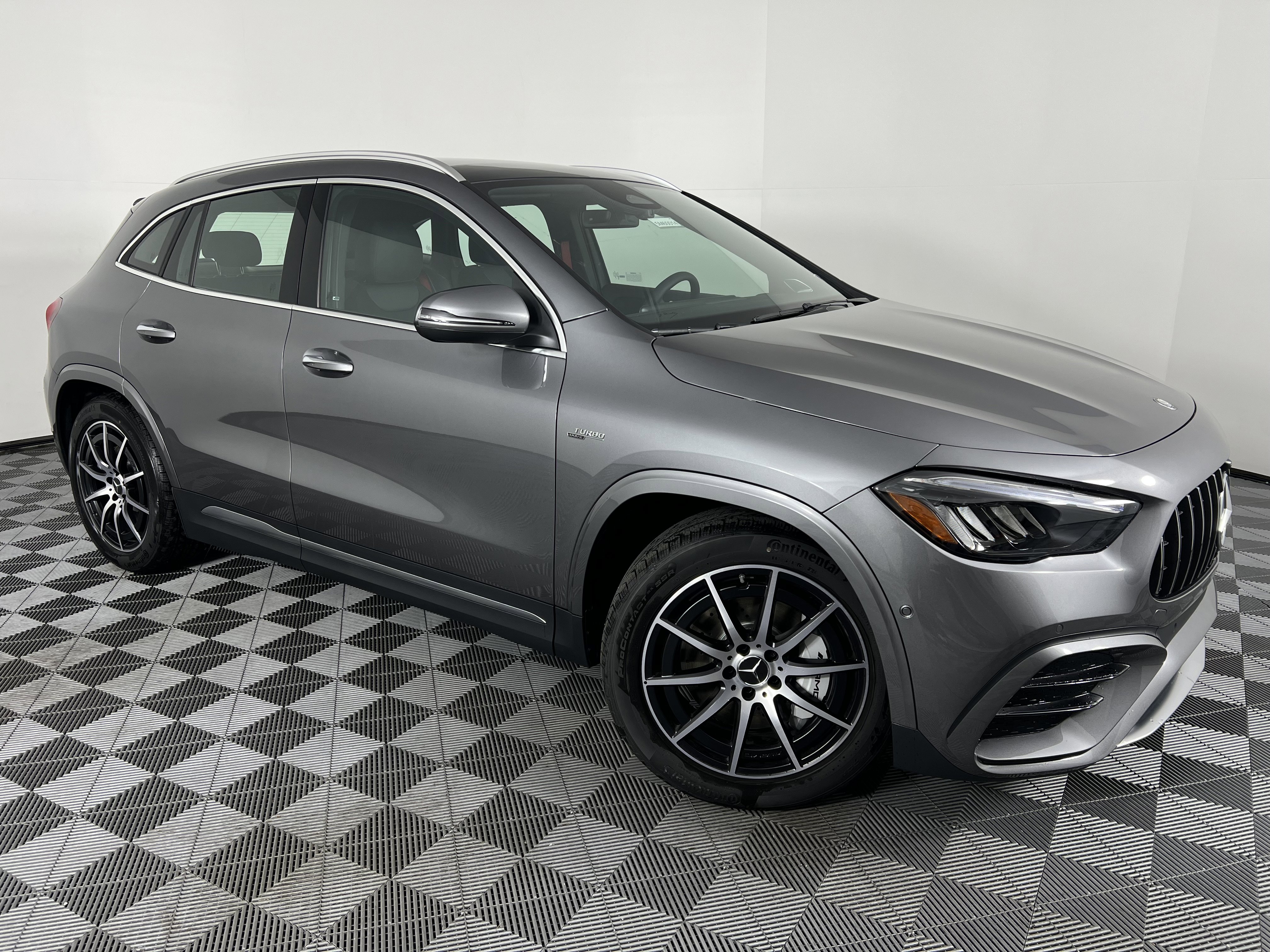 Used 2026 Mercedes-Benz GLA 35 AMG 4MATIC image 2