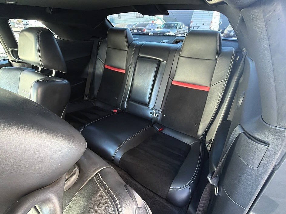 Used 2012 Dodge Challenger SRT8 w/ Premium Sound Group RWD image 14