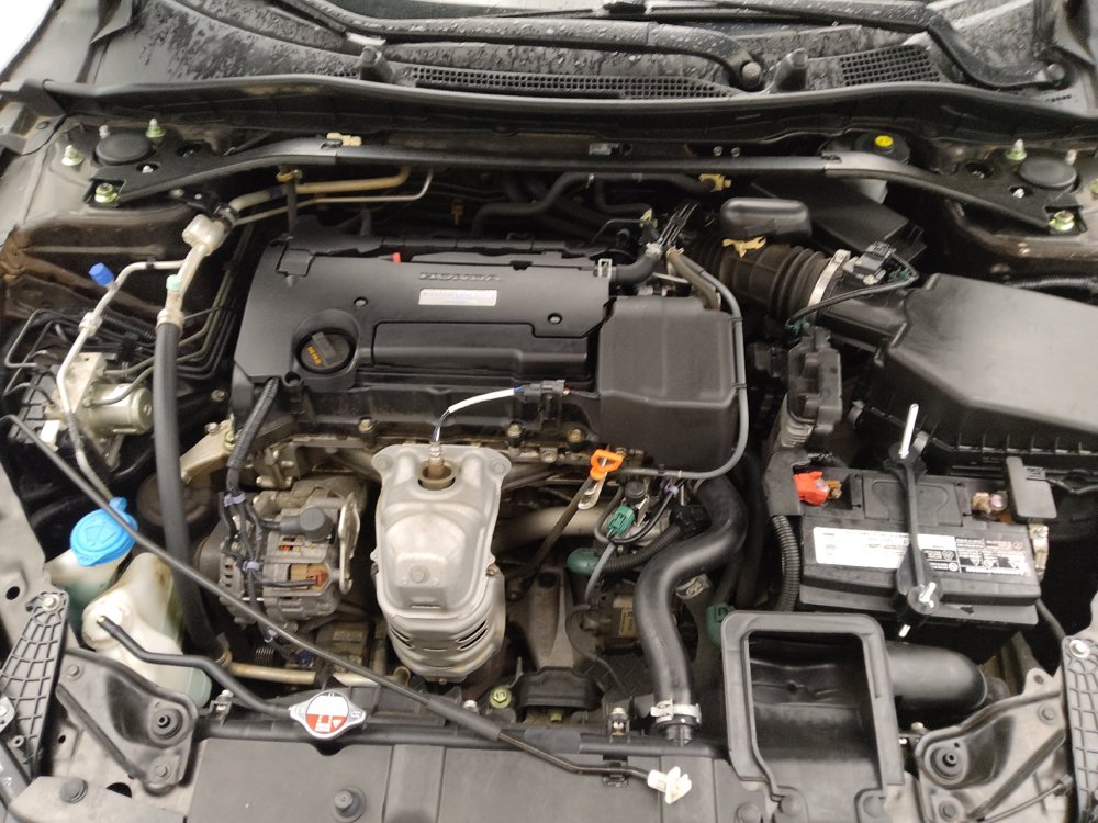 Used 2017 Honda Accord EX image 30