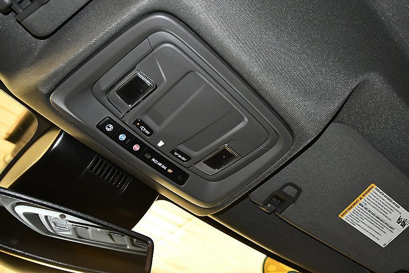 Used 2025 Chevrolet Silverado 2500 LT w/ Convenience Package image 29