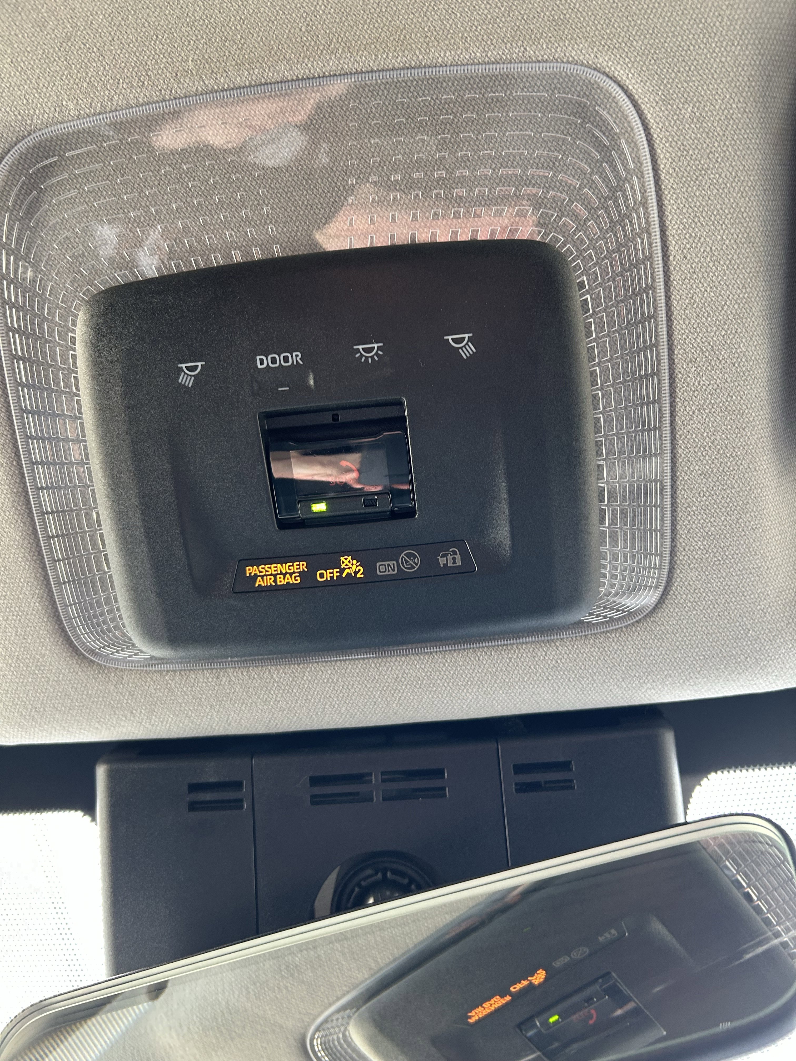 Used 2024 Toyota Prius LE image 32