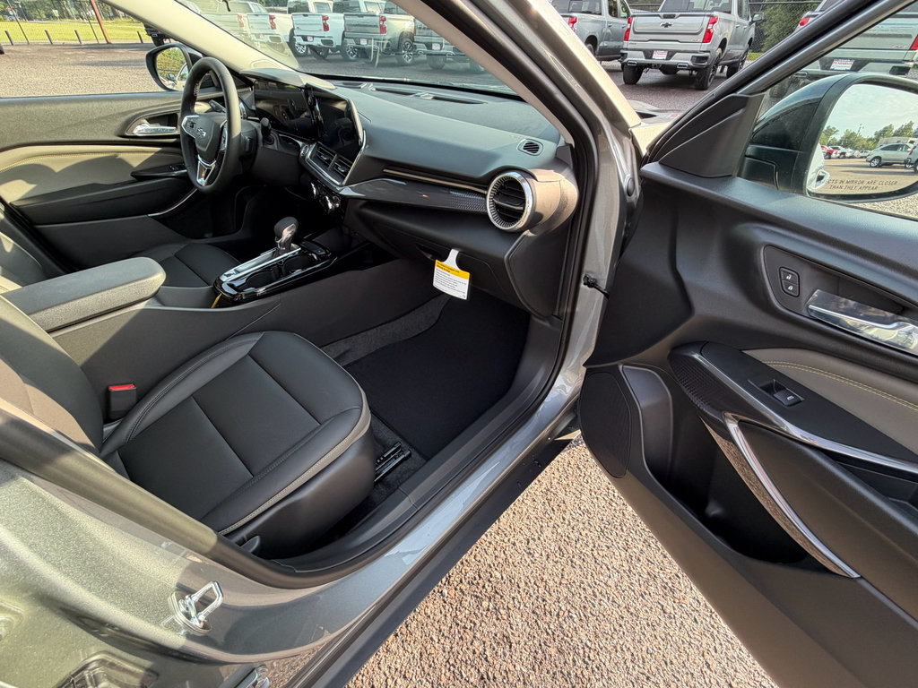 New 2026 Chevrolet Trax ACTIV w/ Driver Confidence Package FWD image 23
