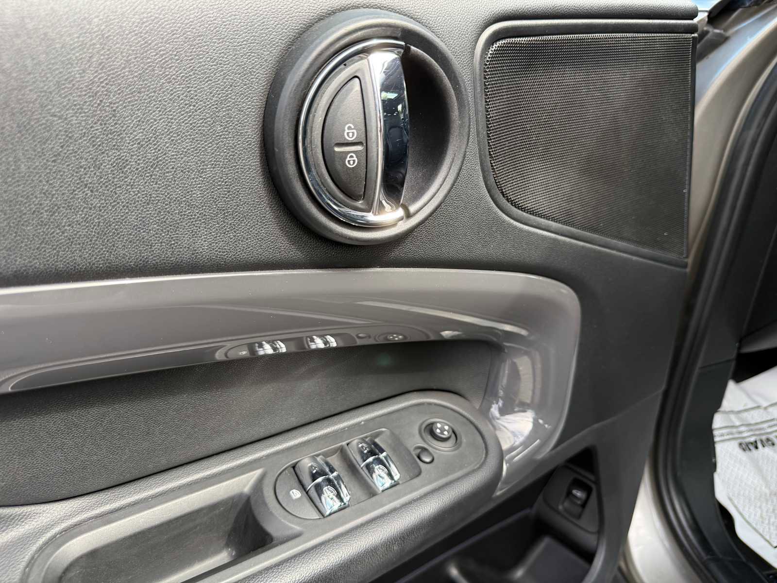 Used 2017 MINI Cooper Countryman S image 16