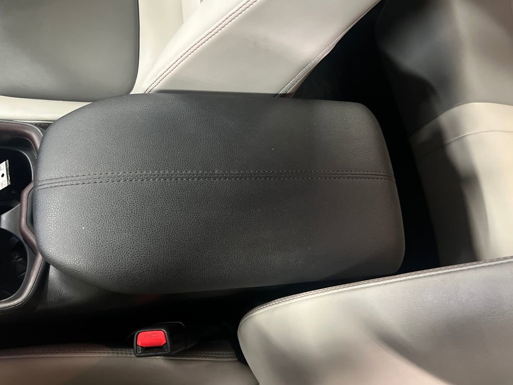 Used 2020 Toyota RAV4 Limited w/ All Weather Liner Package image 26