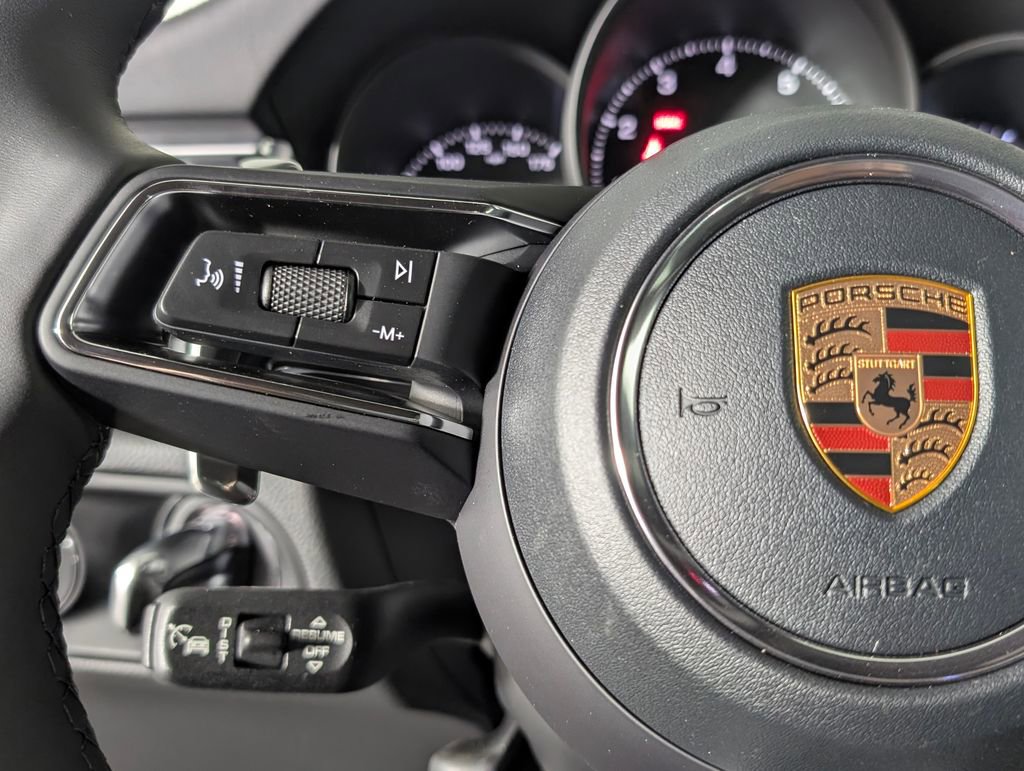 New 2026 Porsche Macan image 36