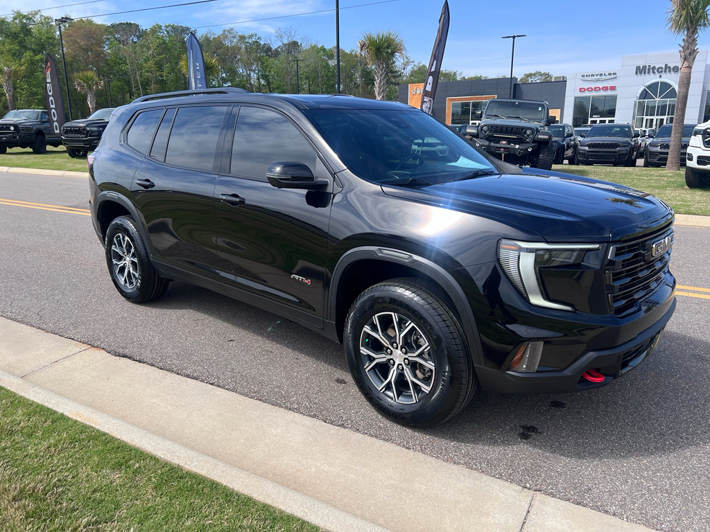 Used 2024 GMC Acadia AT4 image 1