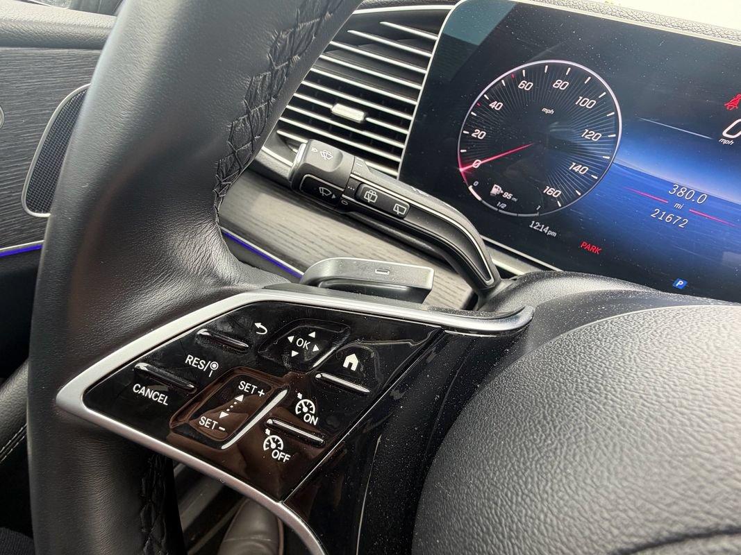 Used 2025 Mercedes-Benz GLE 350 4MATIC image 34