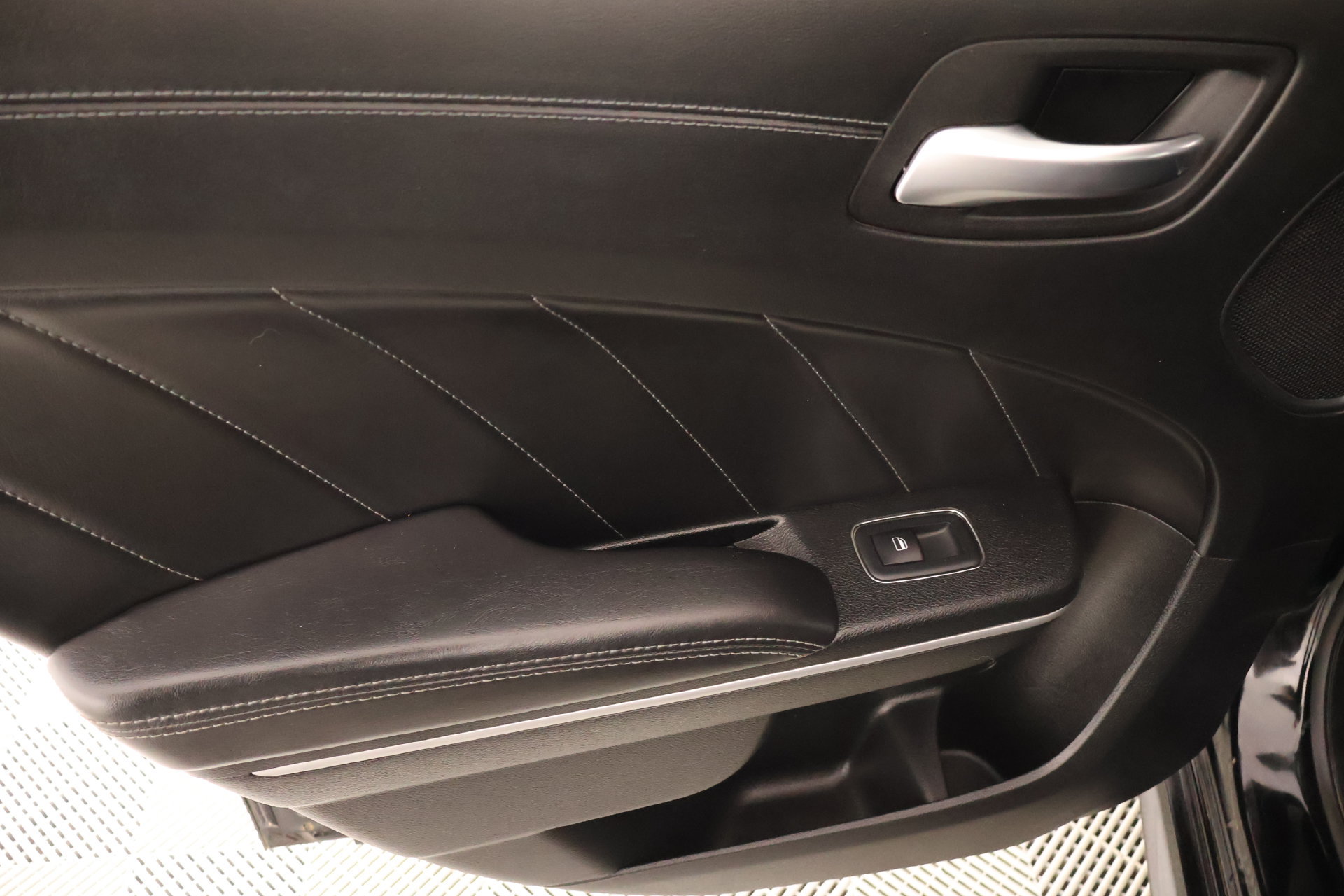 Used 2020 Dodge Charger Scat Pack RWD image 16