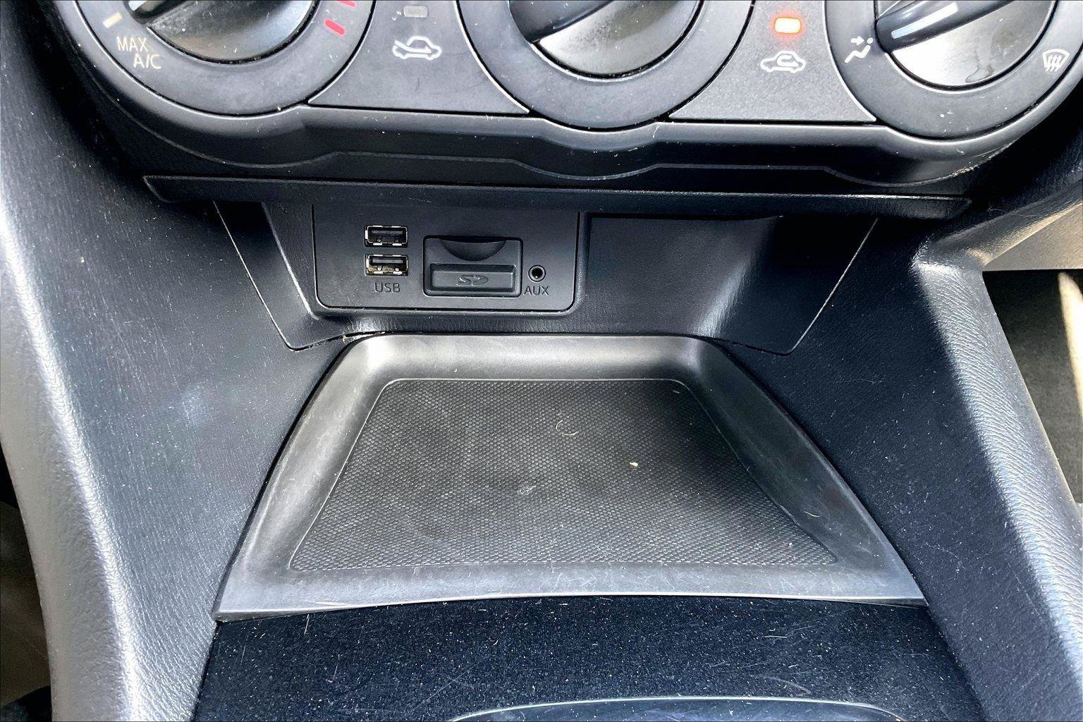 Used 2015 MAZDA MAZDA3 i Sport FWD image 30