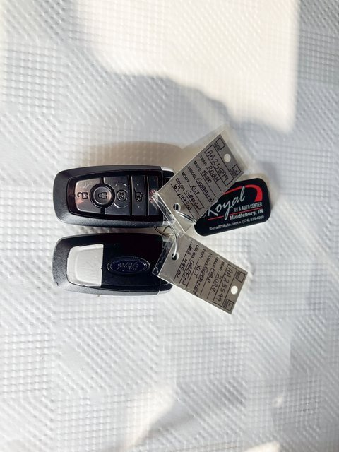 Used 2024 Ford Expedition XLT image 32