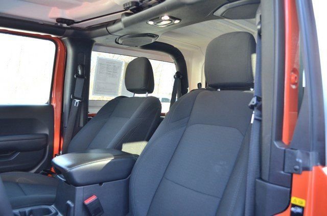 Used 2023 Jeep Wrangler Sport S image 18
