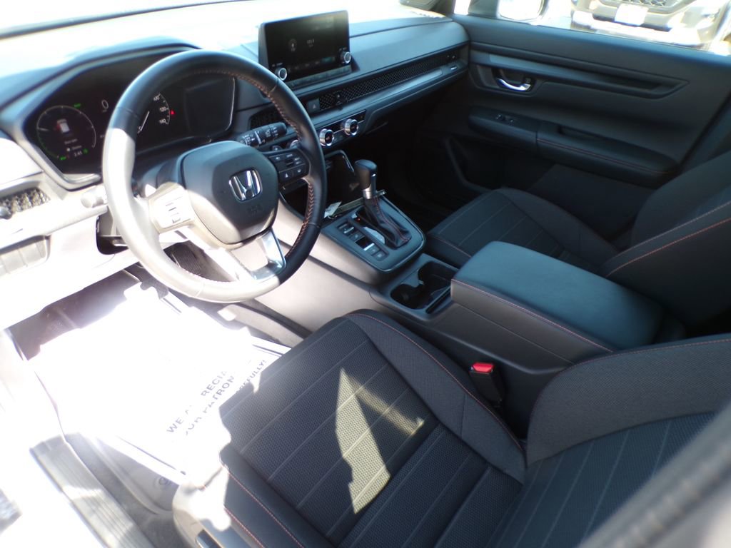 Used 2025 Honda CR-V Sport image 15