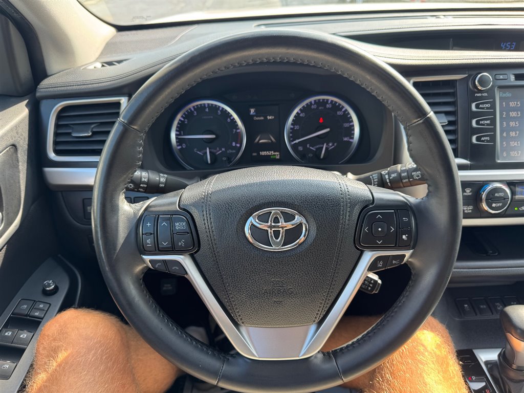 Used 2019 Toyota Highlander SE AWD/4WD image 11