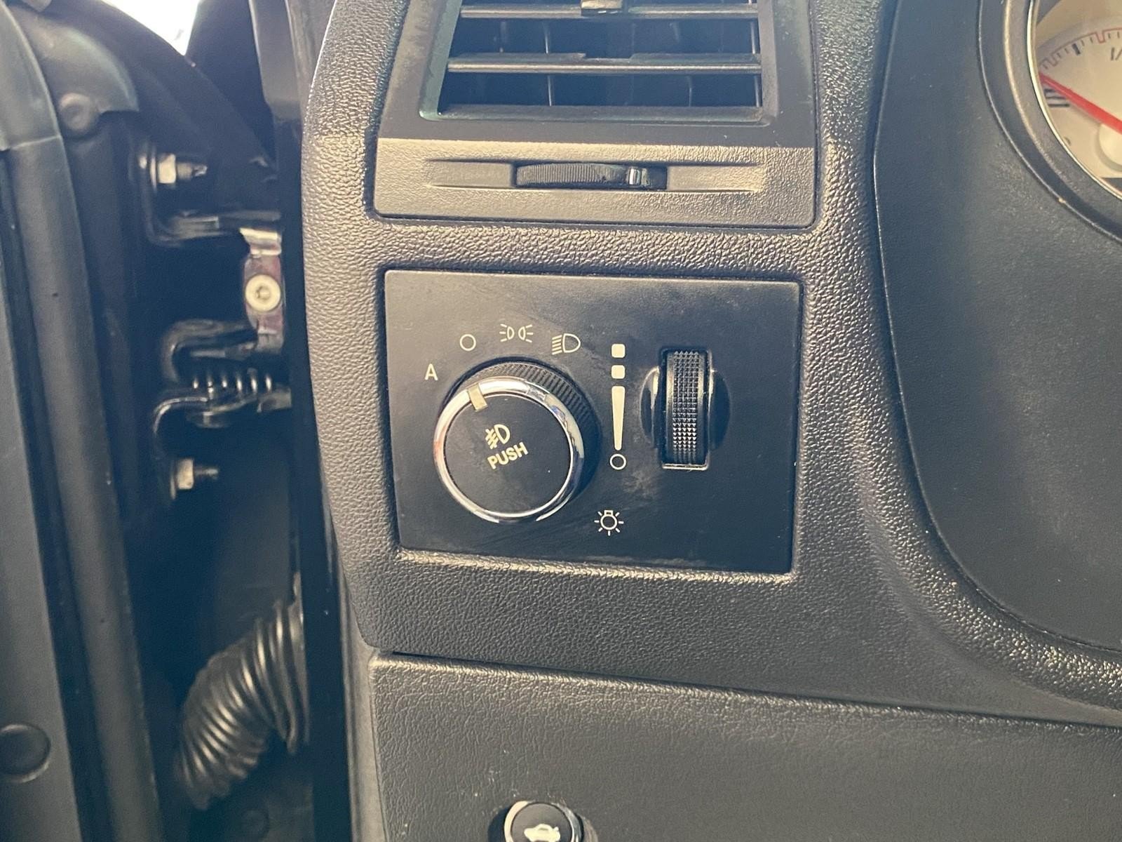 Used 2013 Dodge Challenger SXT RWD image 16