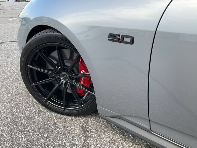 Used 2025 Ford Mustang GT Premium RWD image 29