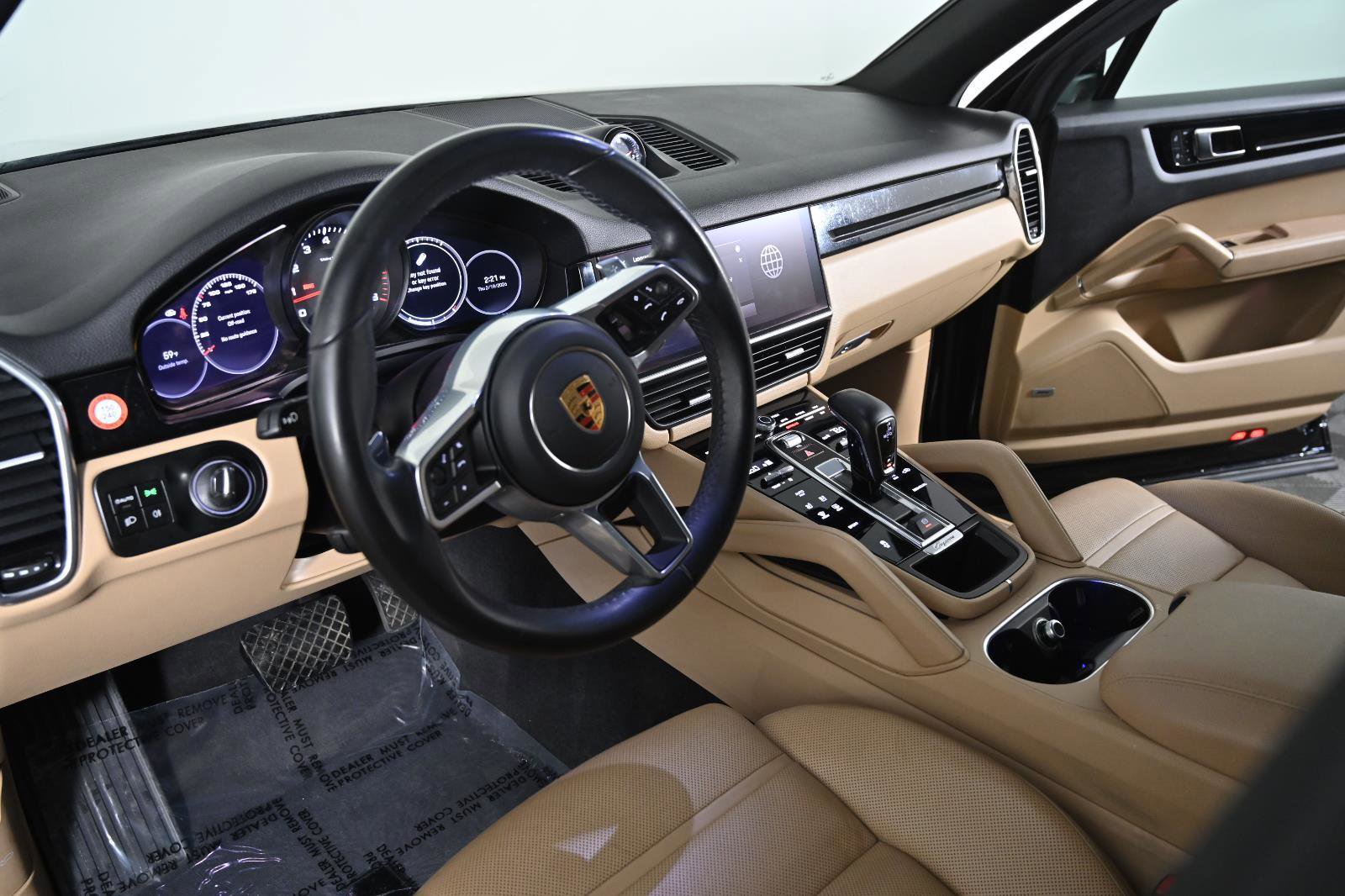 Used 2023 Porsche Cayenne image 11