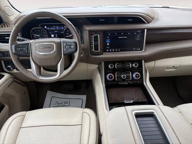 Used 2021 GMC Yukon Denali w/ Denali Premium Package AWD/4WD image 10
