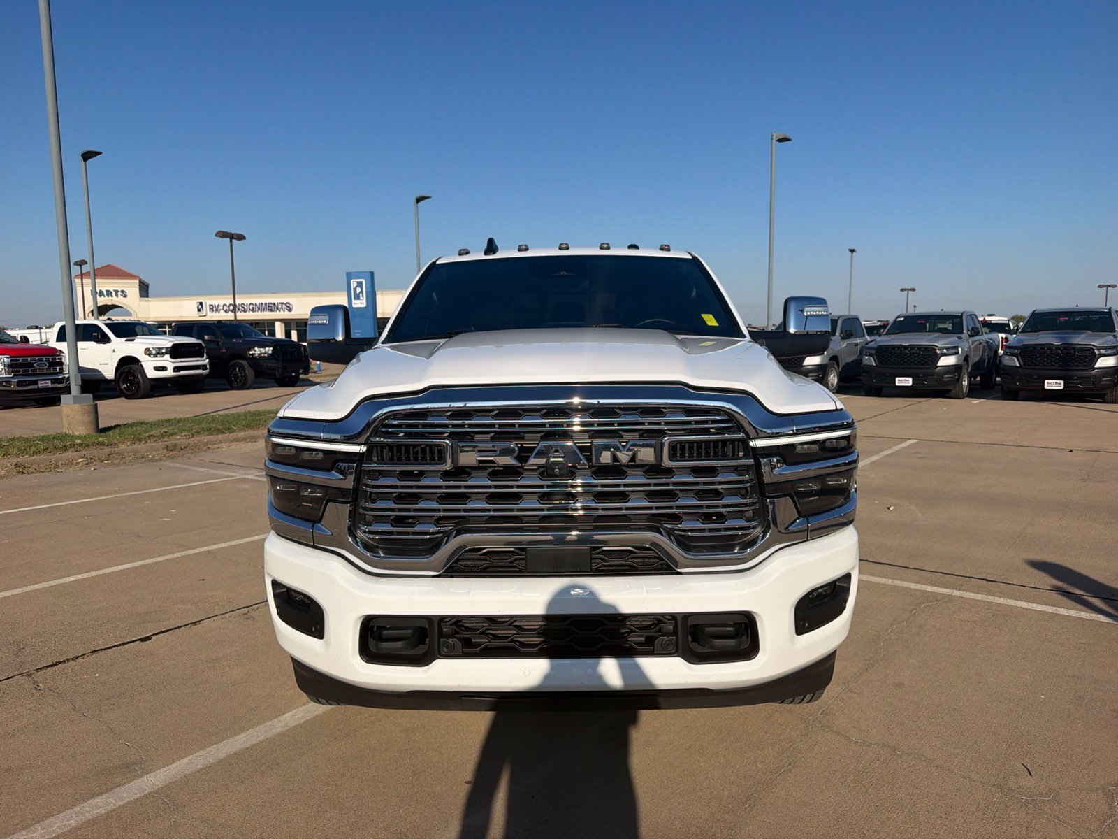 Used 2025 RAM 3500 Limited AWD/4WD image 2