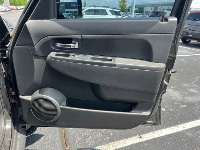 Used 2012 Jeep Liberty Sport AWD/4WD image 25