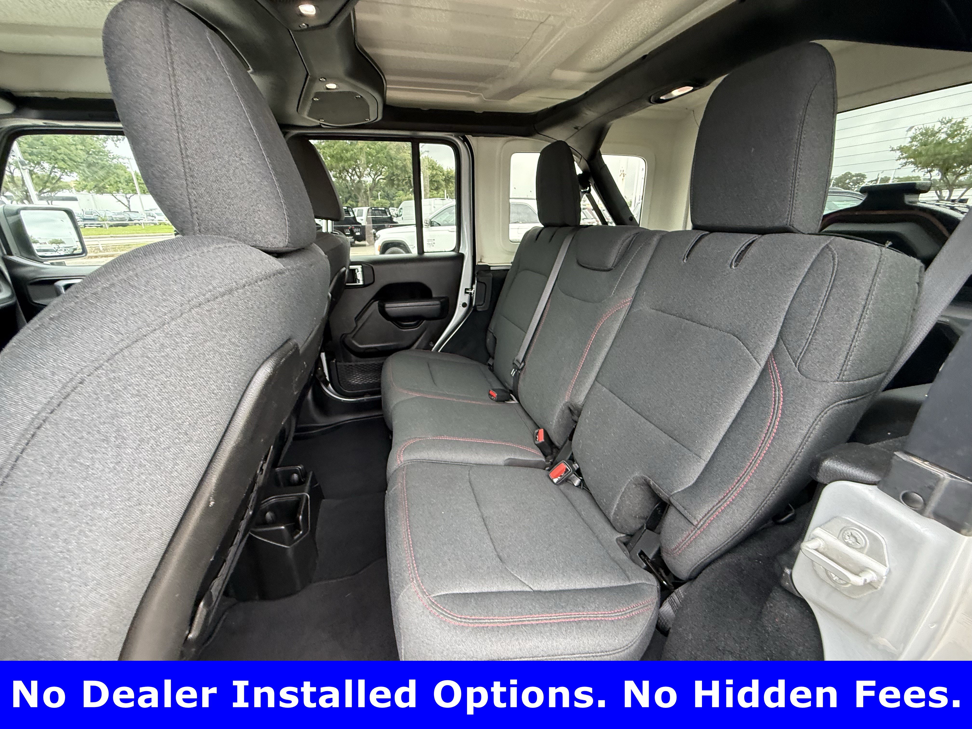 Used 2024 Jeep Wrangler Unlimited Rubicon AWD/4WD image 28