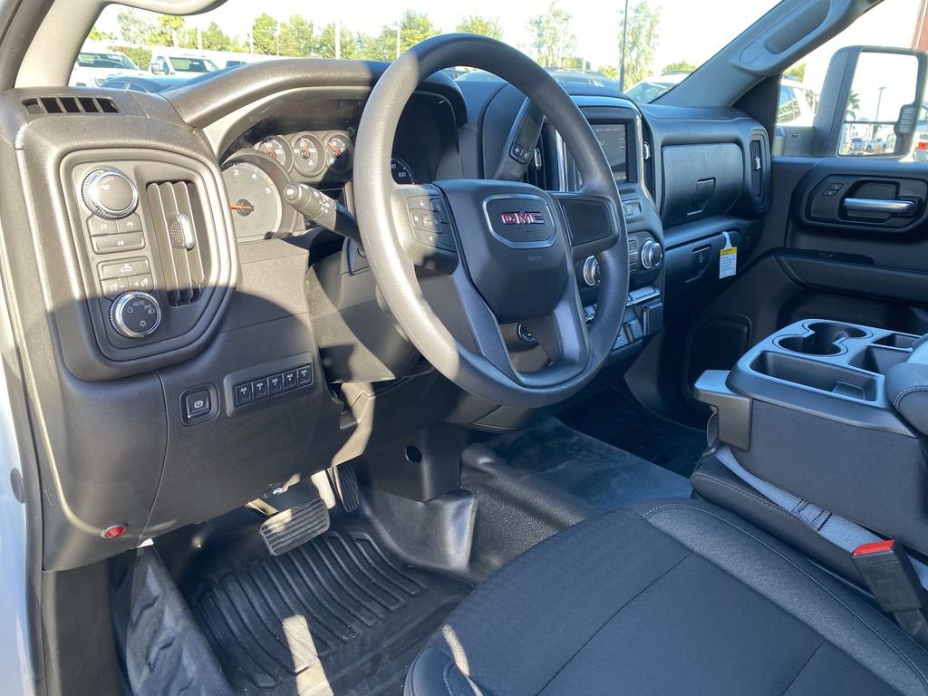 New 2026 GMC Sierra 3500 Pro w/ Convenience Package image 10