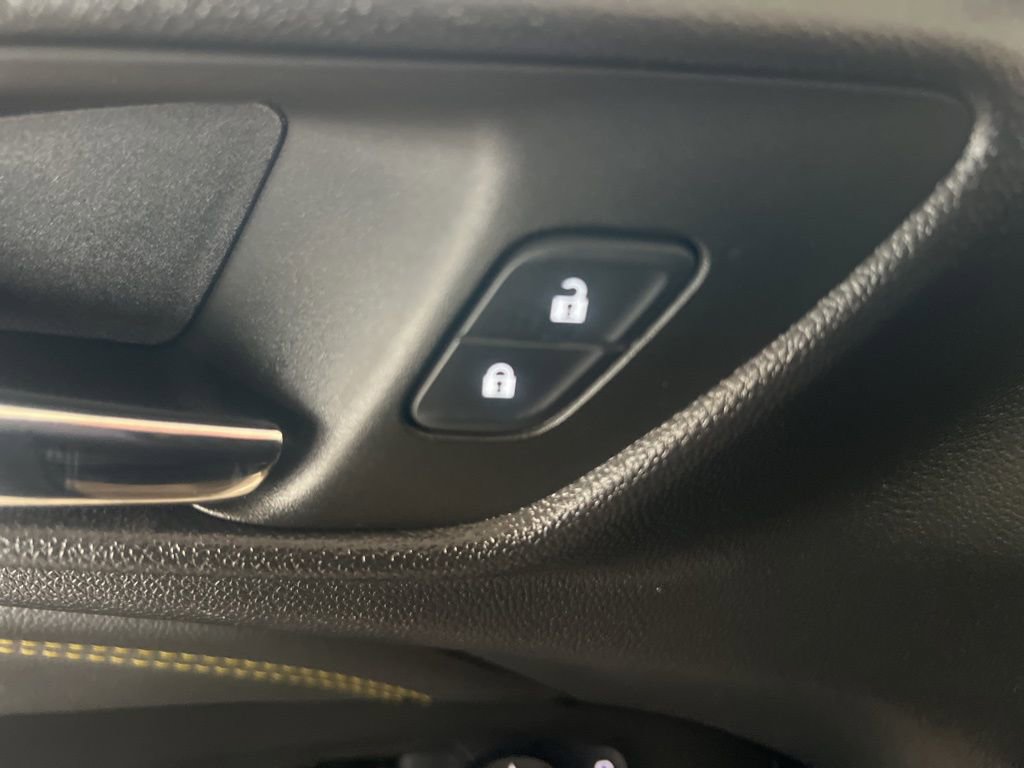 Used 2024 Chevrolet Trax ACTIV w/ Sunroof Package FWD image 51