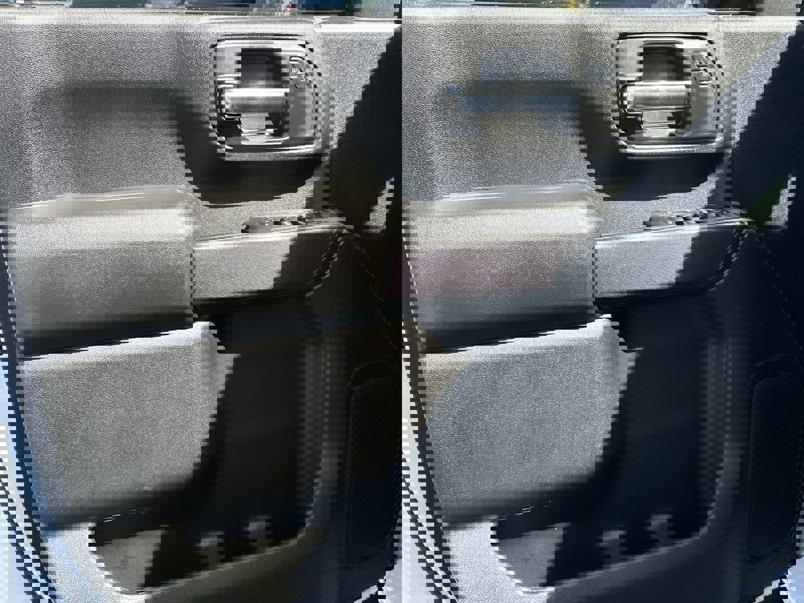 Used 2024 Chevrolet Silverado 2500 Custom w/ Custom Convenience Package image 14