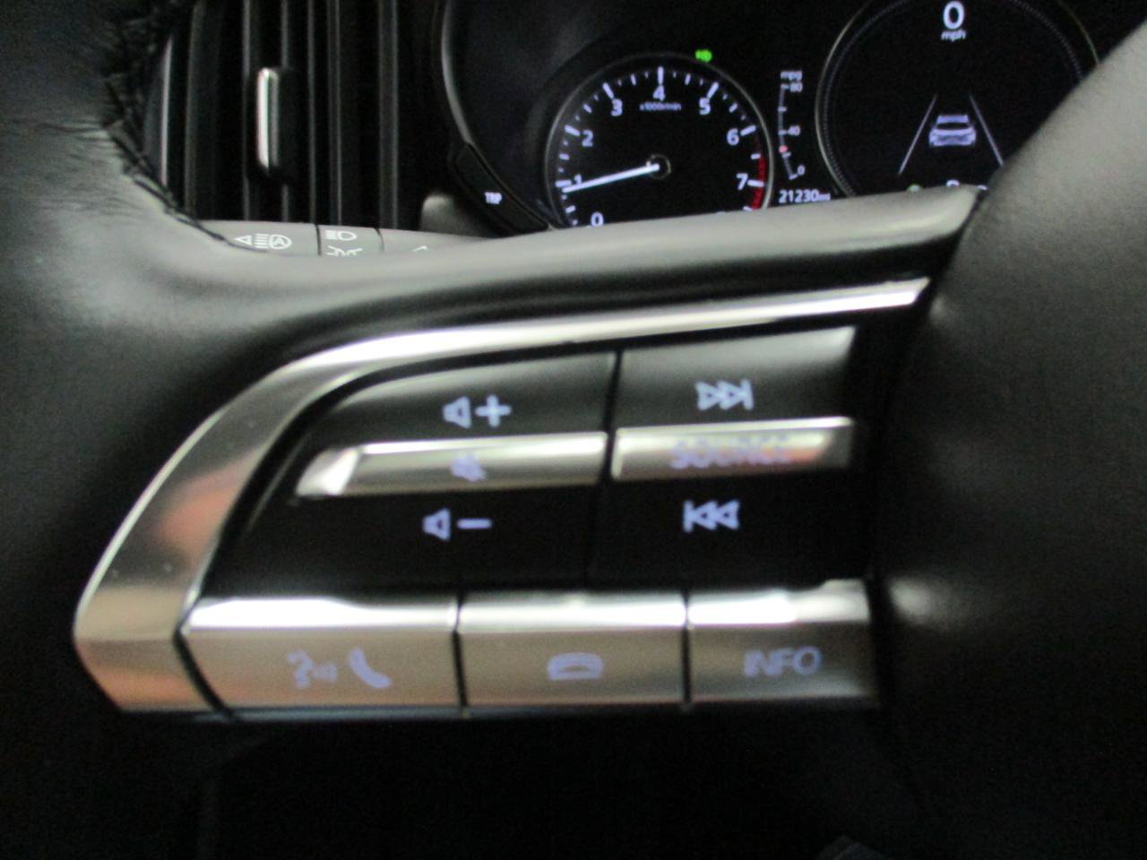 Used 2025 MAZDA CX-50 AWD 2.5 S w/ Premium Plus Pkg image 27