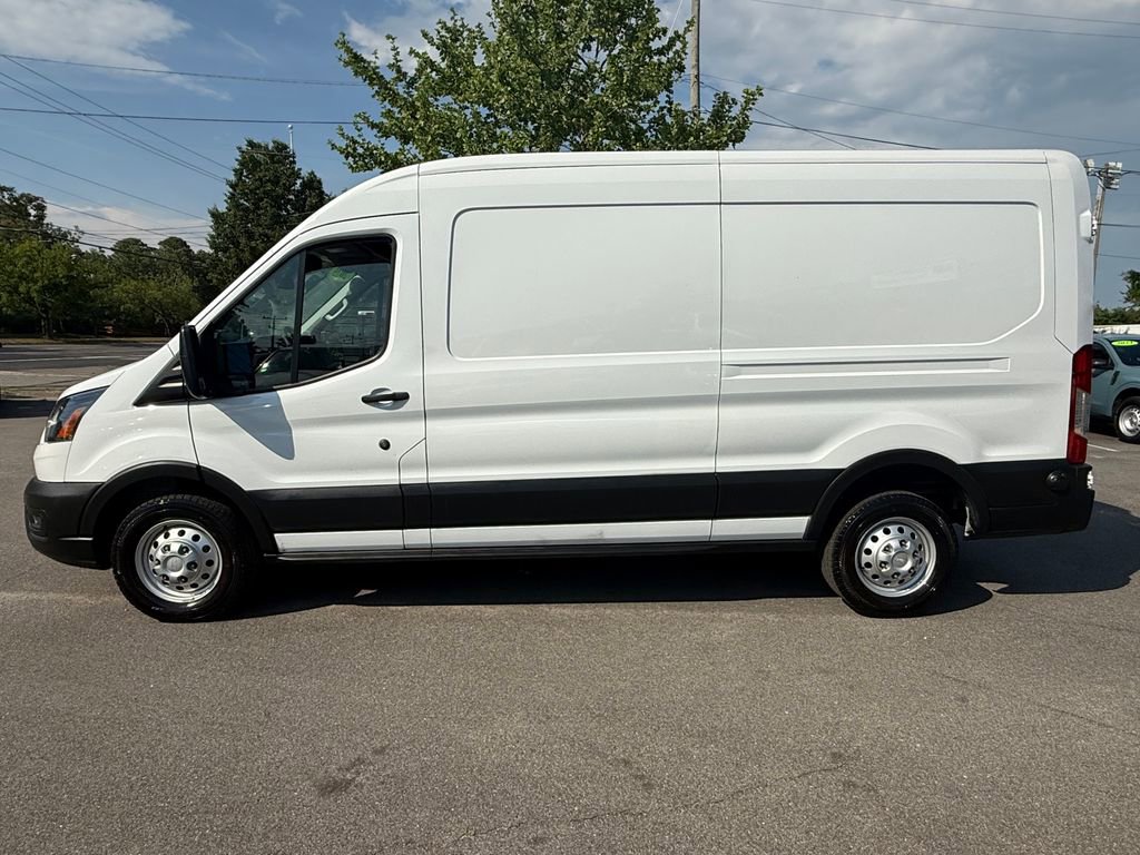 Used 2025 Ford Transit 250 148 Medium Roof Extended AWD w/ Load Area Protection Package image 7