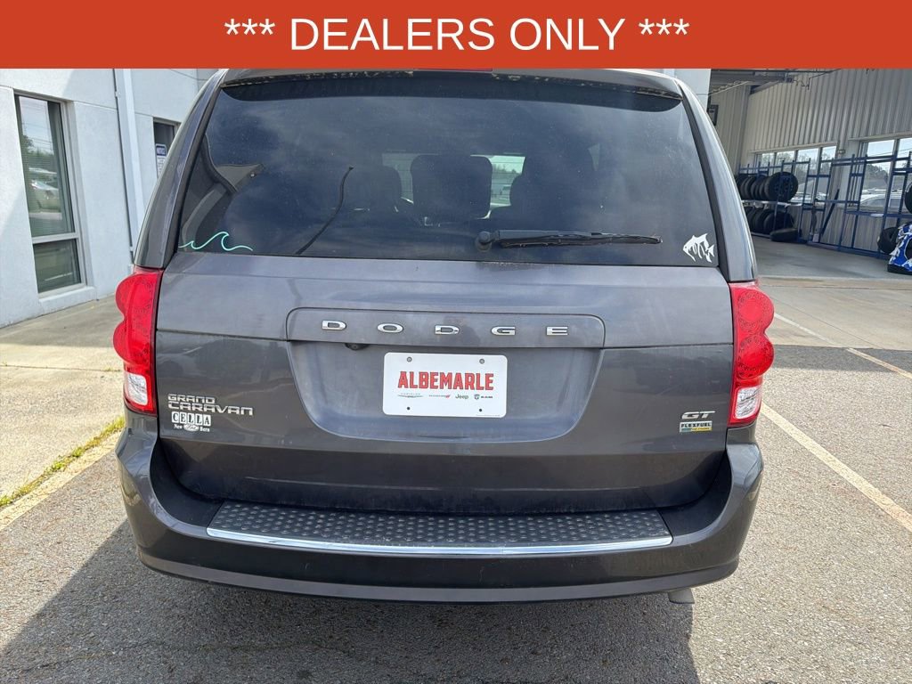 Used 2017 Dodge Grand Caravan GT image 4