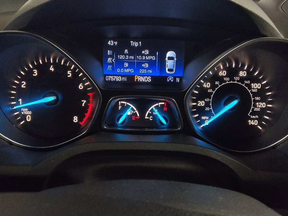 Used 2017 Ford Escape SE image 23