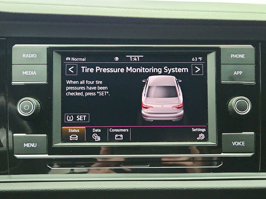 Used 2021 Volkswagen Jetta GLI FWD image 17