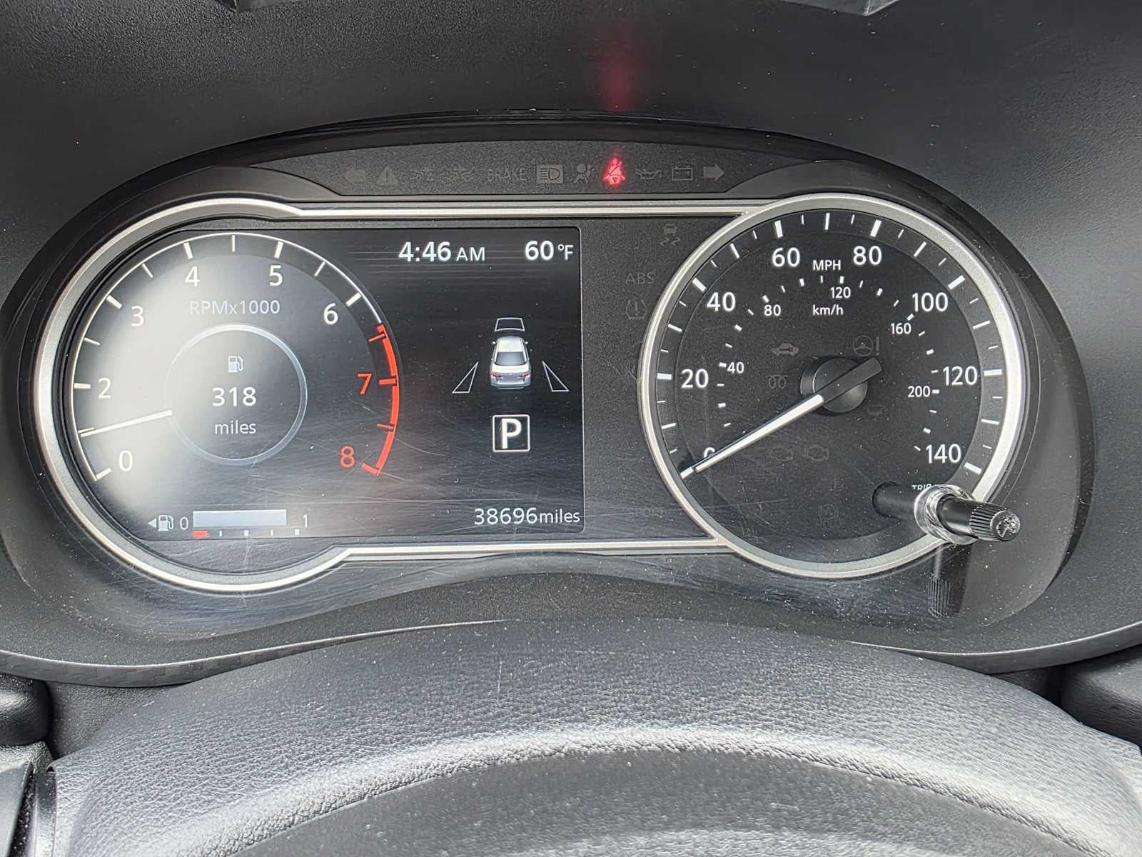 Used 2024 Nissan Versa SR FWD image 24