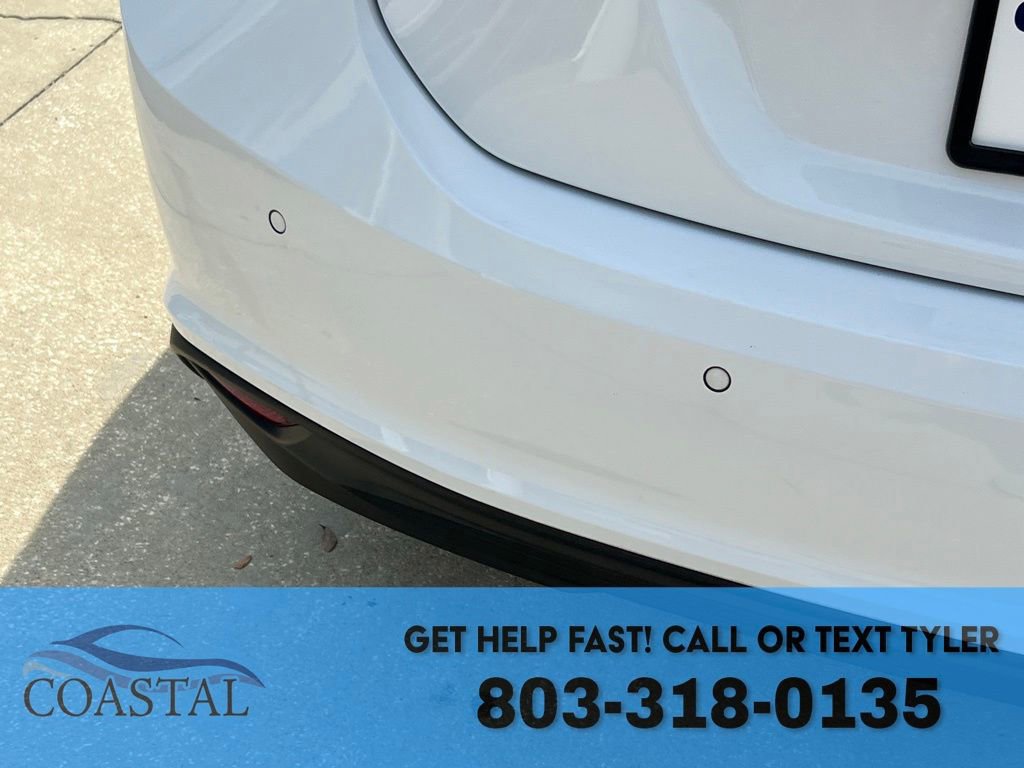 Used 2022 Chevrolet Malibu LS w/ Driver Confidence Package image 29