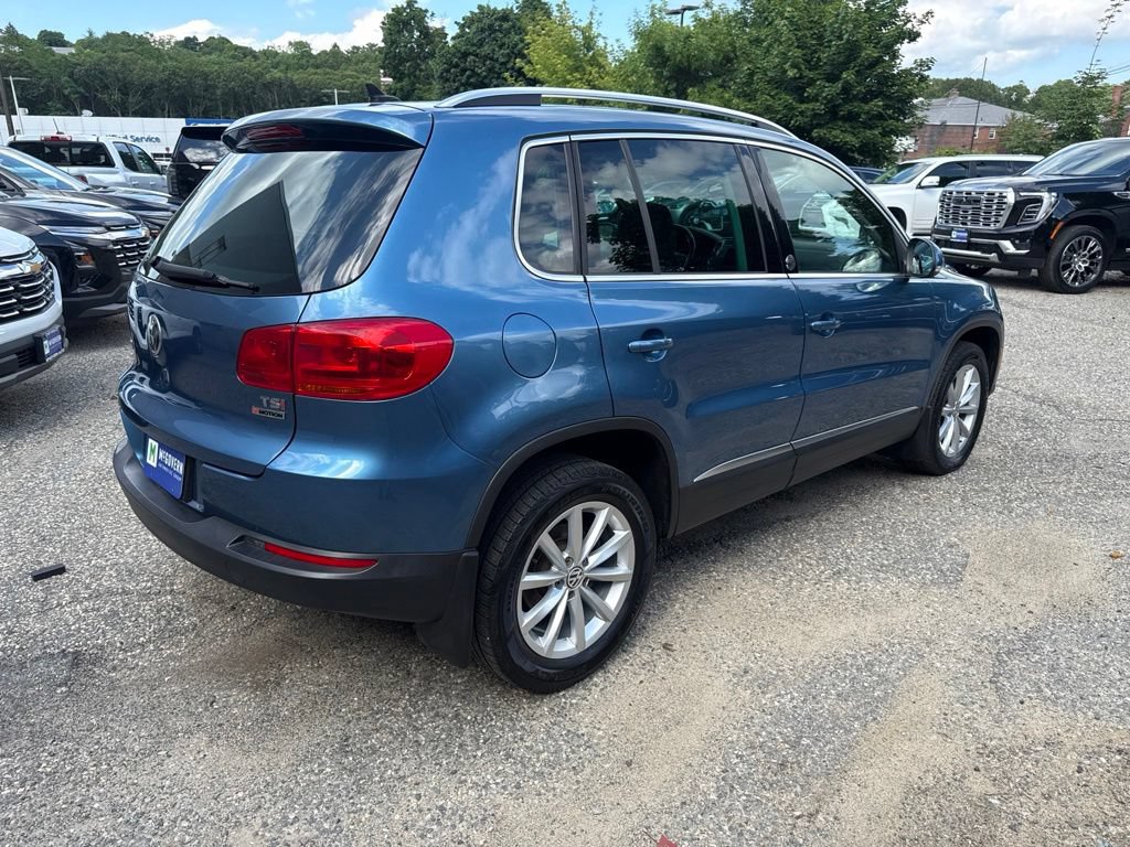 Used 2017 Volkswagen Tiguan Wolfsburg Edition AWD/4WD image 7